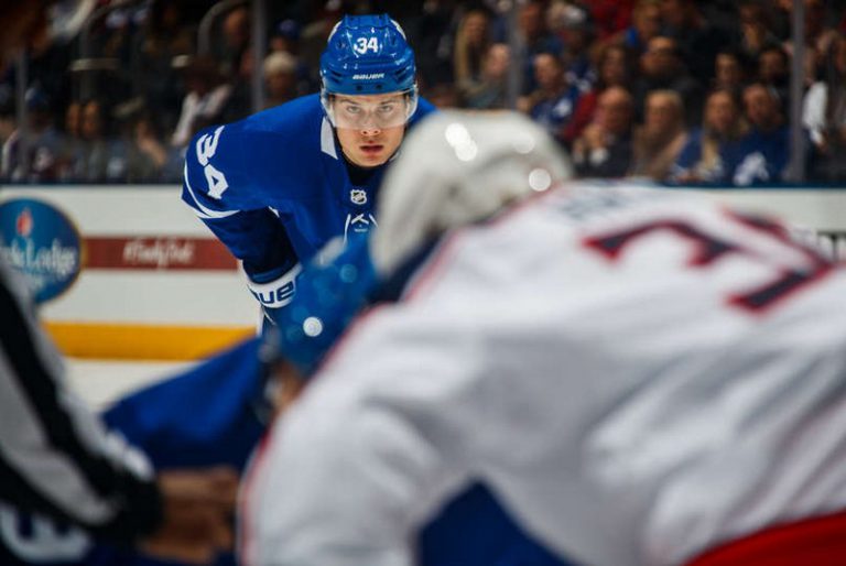 Day 11 – Toronto – Toronto Maple Leafs Hockey Game